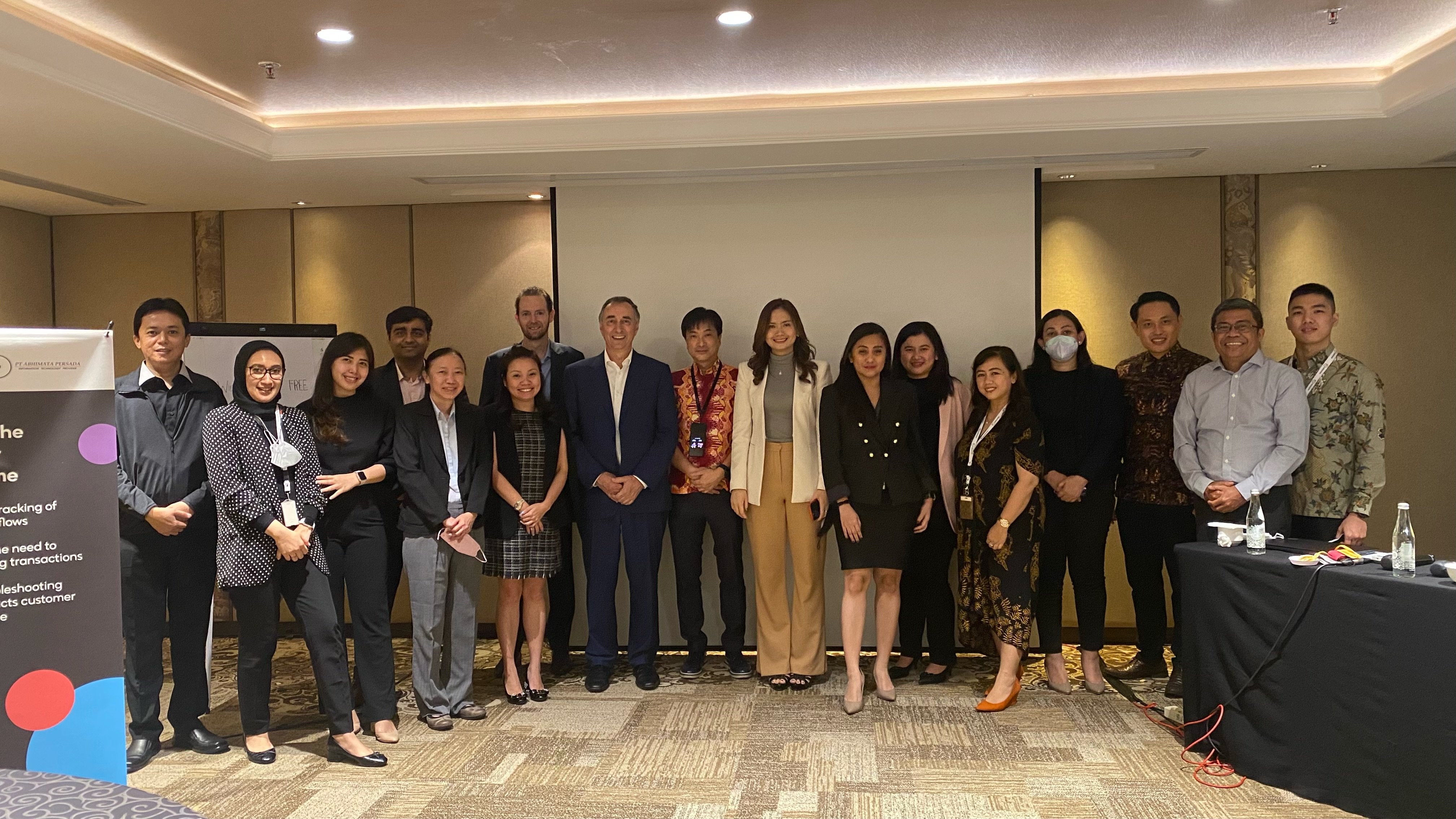 Bi Development Innovata - Download Artistic Geometric Image | 8K